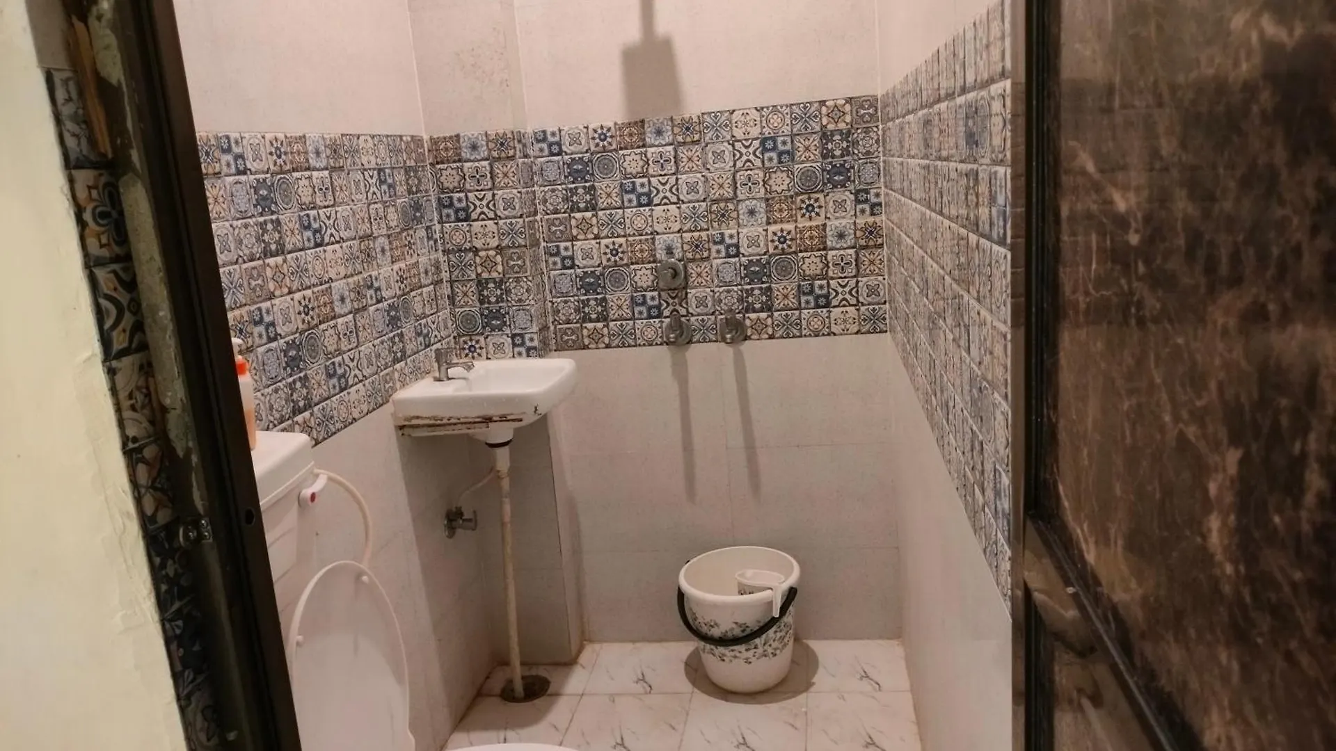 ורנאסי Omkar Guest House 0*,